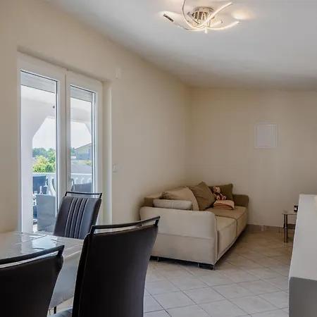 Jurcevic 2 By Interhome